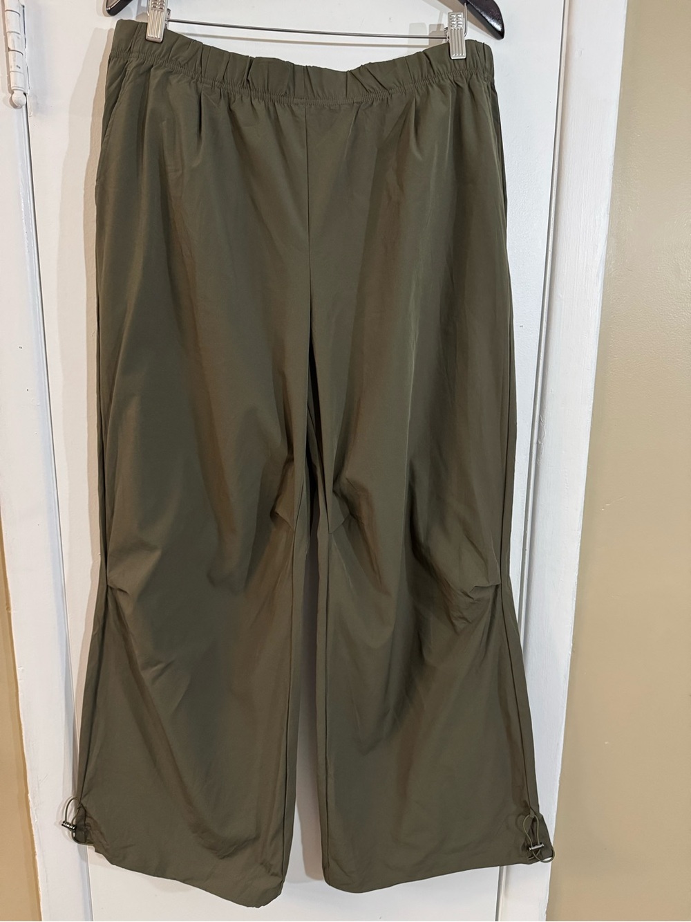 HALARA Olive Green Wide-Leg Cargo Pants
